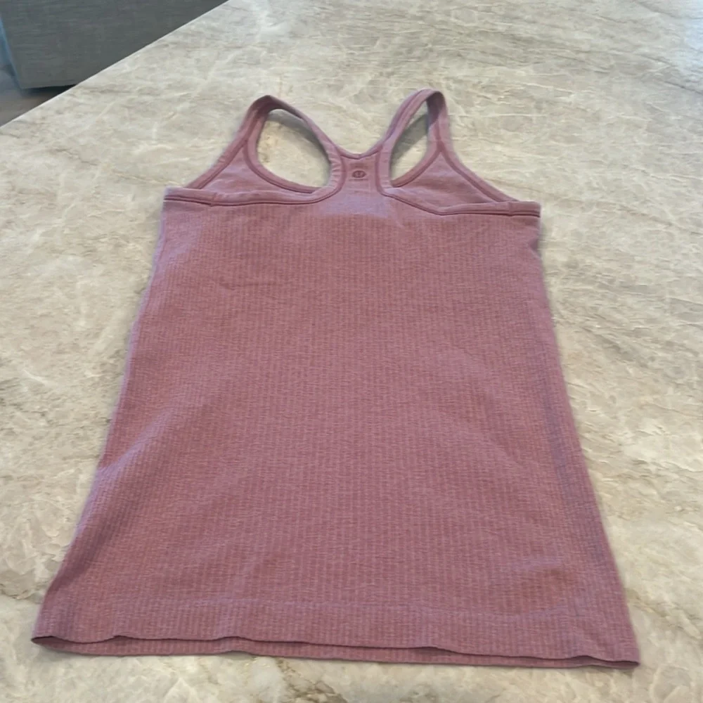 Lululemon Tank Ebb To Street Tank II Size 6 Yoga Racerback